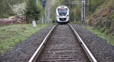 Remont linii kolejowej do Szklarskiej Poręby. Nowa mijanka na Dolnej. 